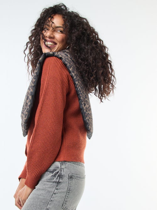 Plastrão com capuz e gola com zíper - Kiabi