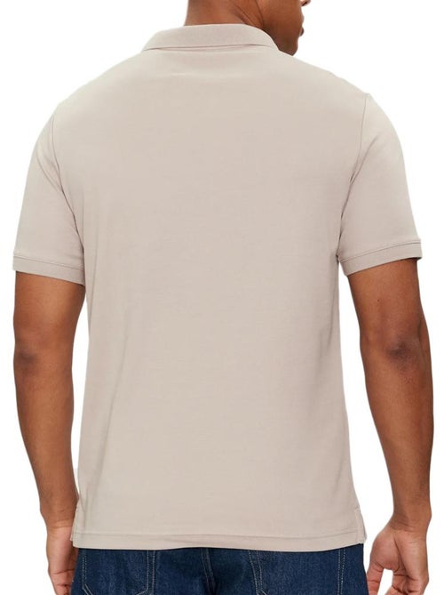 Polo Calvin Klein Jeans K10K111657 Taupe para Homem - Kiabi Polo Calvin Klein Jeans K10K111657 Taupe para Homem - Kiabi