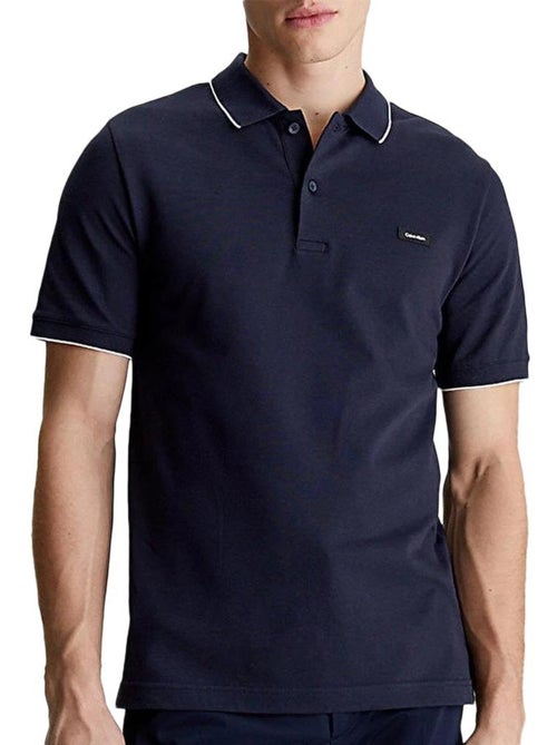 Polo Calvin Klein Jeans Piqué Tippin para Homem Azul Marinho - Kiabi Polo Calvin Klein Jeans Piqué Tippin para Homem Azul Marinho - Kiabi