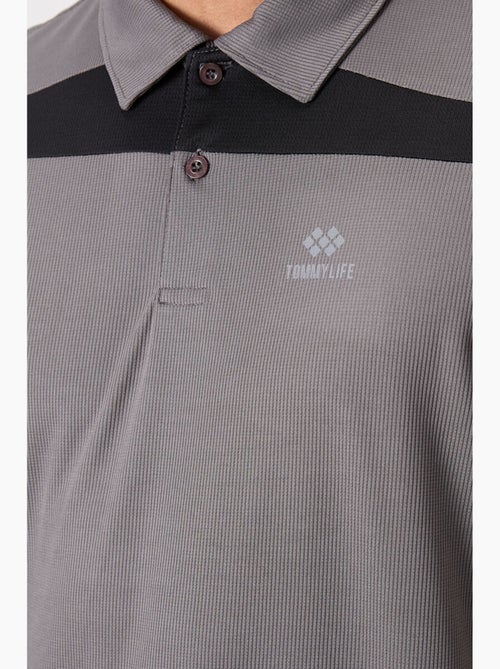 Polo color block tommy - Kiabi Polo color block tommy - Kiabi