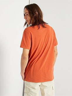 Polo com bolso frontal - Kiabi