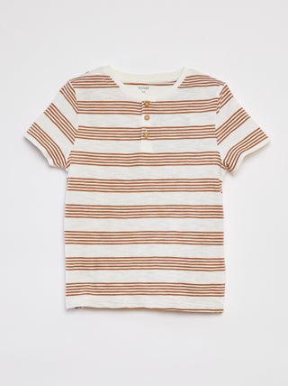 Polo com gola tunisina