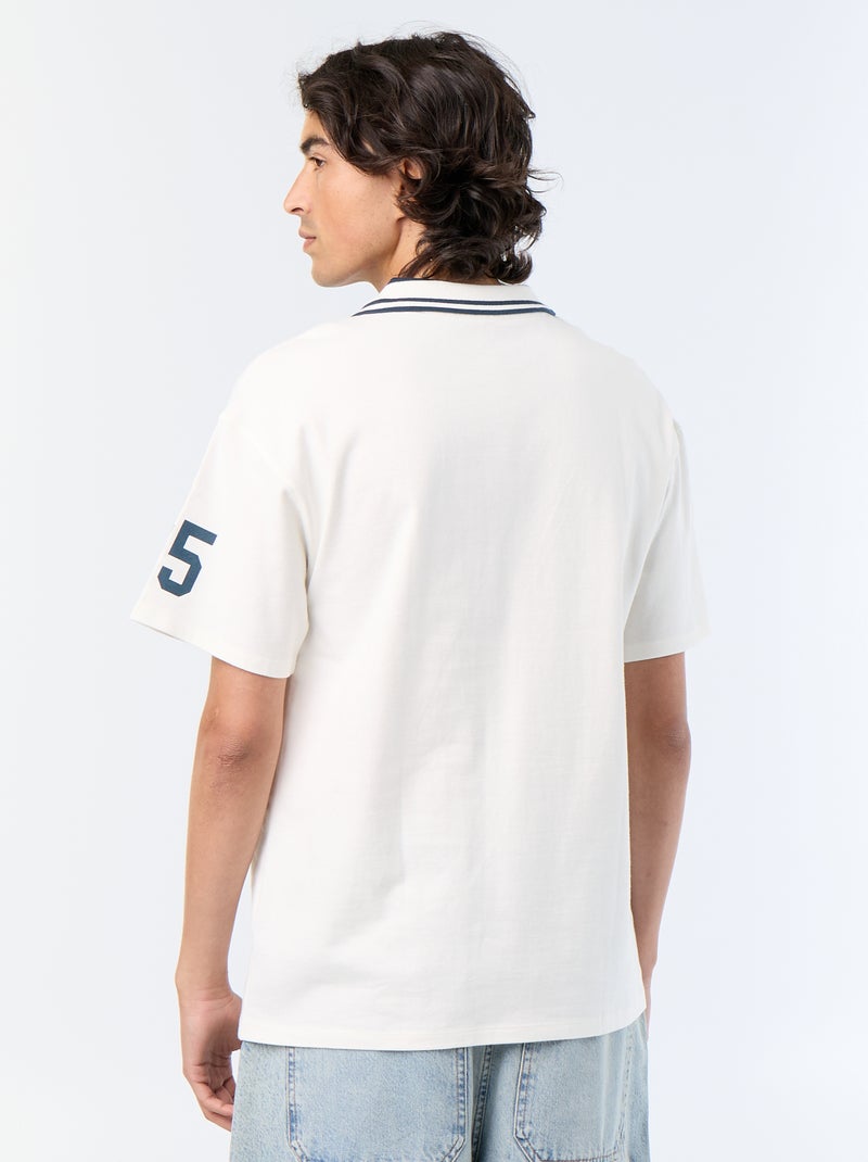 Polo com inscrições bordadas de manga curta Branco - Kiabi