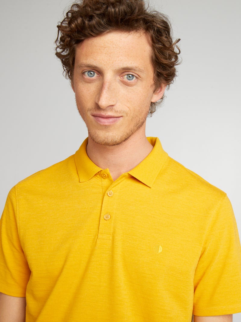 Polo de manga curta de corte direito AMARELO - Kiabi