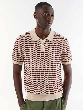 Polo de manga curta em malha perfurada
