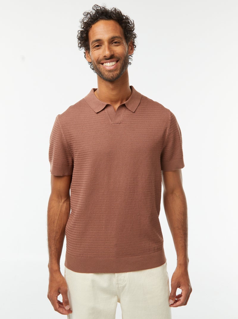 Polo de manga curta em malha tricô Castanho - Kiabi