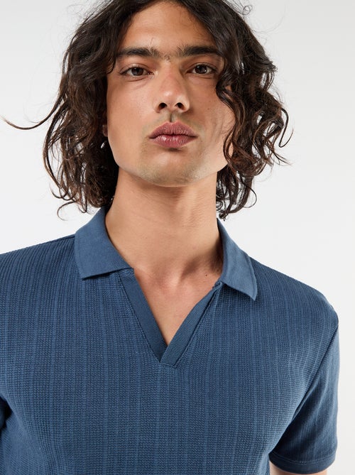 Polo de manga curta em tecido favo de mel - Kiabi