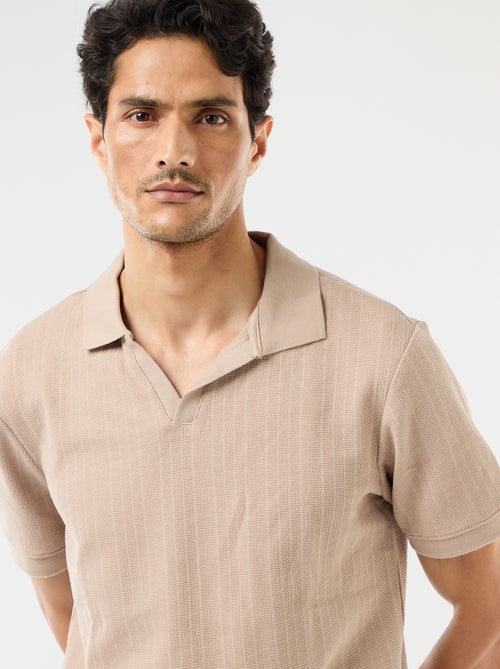 Polo de manga curta em tecido favo de mel - Kiabi