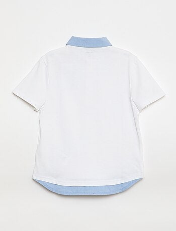 Polo efeito 2 em 1 de mangas curtas