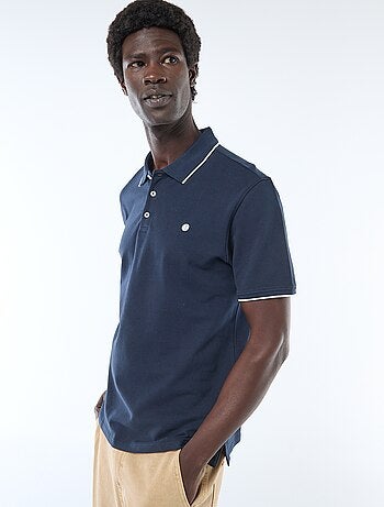 Polo em algodão liso para homem com gola polo