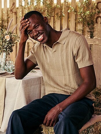 Polo em malha com efeito tricot
