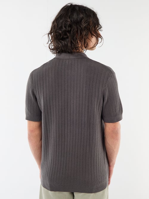 Polo em malha com efeito tricot - Kiabi