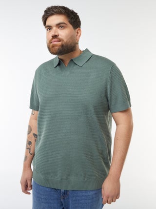 Polo em malha piqué de manga curta