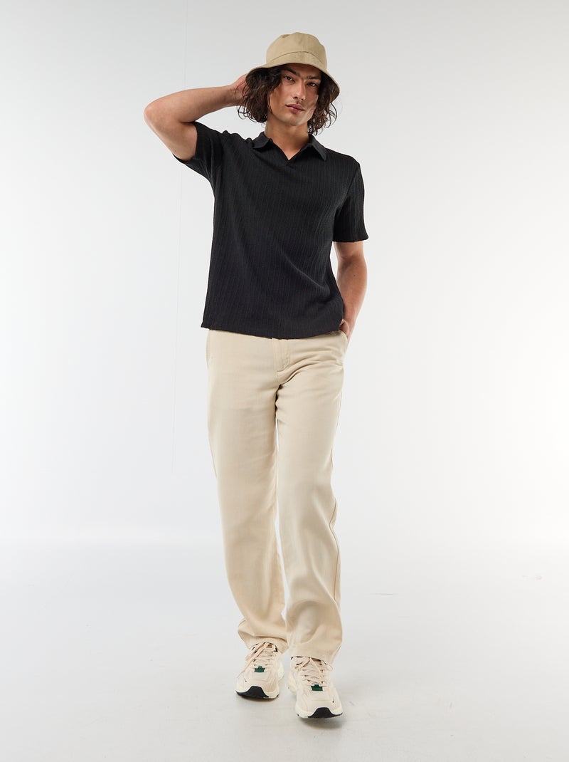 Polo em material fantasia com detalhes vazados Preto - Kiabi