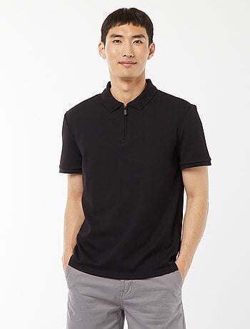 Polo em ninho de abelha e gola com fecho