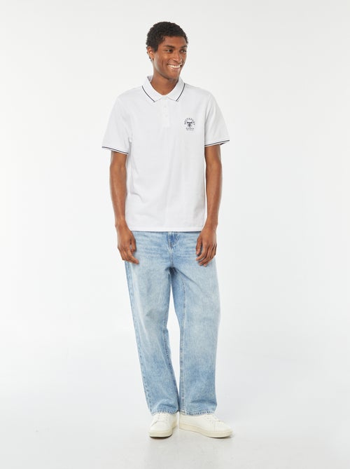 Polo em piqué de algodão com bordado frontal - Kiabi