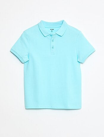 Polo liso em malha piqué