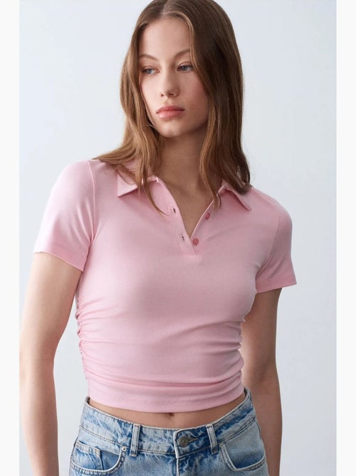 Polo t-shirt cropped de mulher slim fit dilvin - Kiabi Polo t-shirt cropped de mulher slim fit dilvin - Kiabi