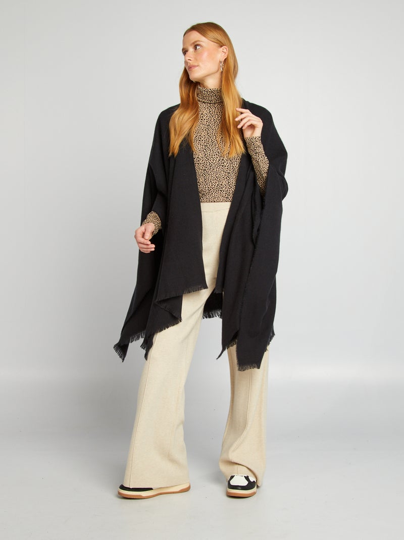Poncho com franjas PRETO - Kiabi