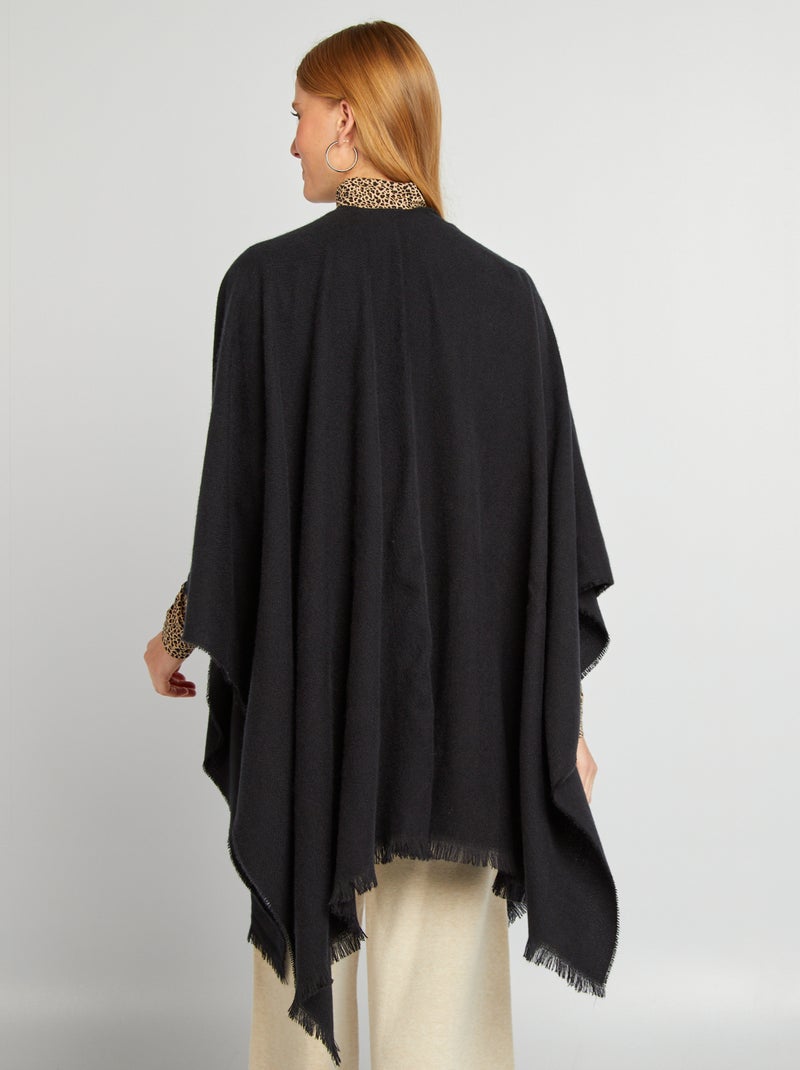 Poncho com franjas PRETO - Kiabi