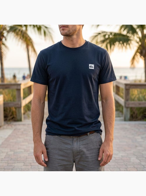 Quiksilver Pack de 2 T-Shirts Homem 100% Algodão Decote Redondo ou V - Kiabi Quiksilver Pack de 2 T-Shirts Homem 100% Algodão Decote Redondo ou V - Kiabi