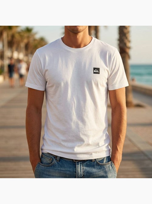 Quiksilver Pack de 2 T-Shirts Homem 100% Algodão Decote Redondo ou V - Kiabi Quiksilver Pack de 2 T-Shirts Homem 100% Algodão Decote Redondo ou V - Kiabi