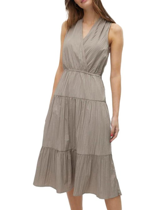 Robe Midi Castanha de Mulher Vero Moda - Kiabi Robe Midi Castanha de Mulher Vero Moda - Kiabi