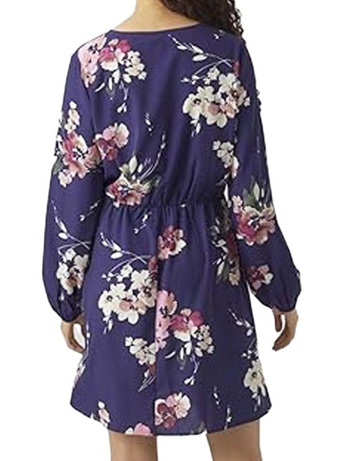 Roupão Feminino Vero Moda Hilah com Padrões Violeta - Kiabi Roupão Feminino Vero Moda Hilah com Padrões Violeta - Kiabi