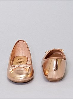 Sabrinas acobreadas para tamanhos grandes - Kiabi