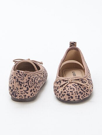 Sabrinas com motivo leopardo