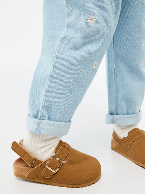 Sabrinas de camurça com velcro - Kiabi