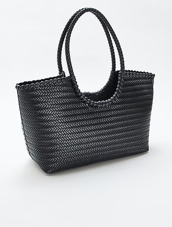 Saco grande trançado de forma retangular