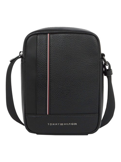 Sacoche Tommy Hilfiger Central Mini para Homem em Preto - Kiabi Sacoche Tommy Hilfiger Central Mini para Homem em Preto - Kiabi
