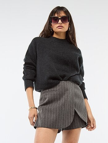 Saia-calção às riscas com strass