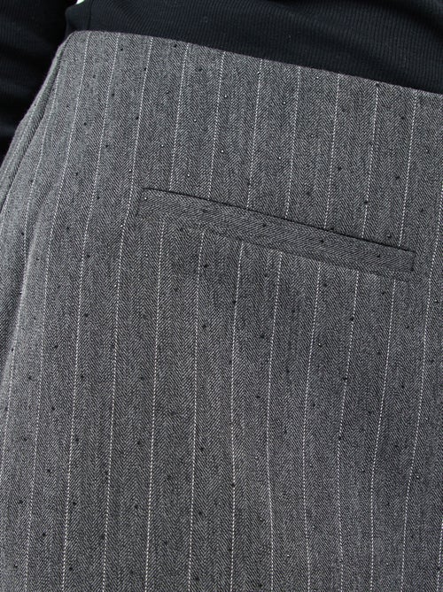 Saia-calção às riscas e strass por toda a peça - Kiabi