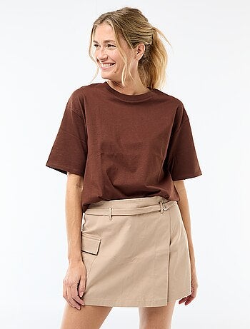 Saia calção curta com cinto