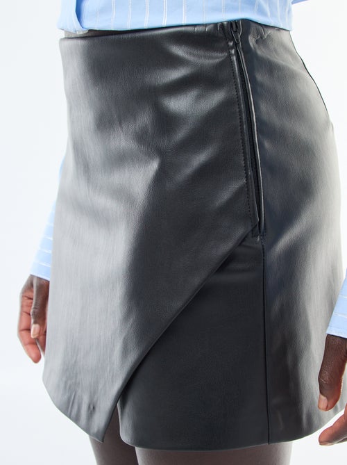 Saia-calção em imitação de couro lisa - Kiabi