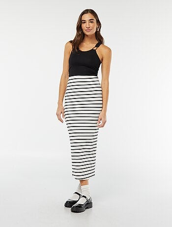 Saia-camisola justa