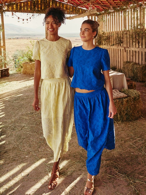 Saia comprida com bordado inglês - Kiabi