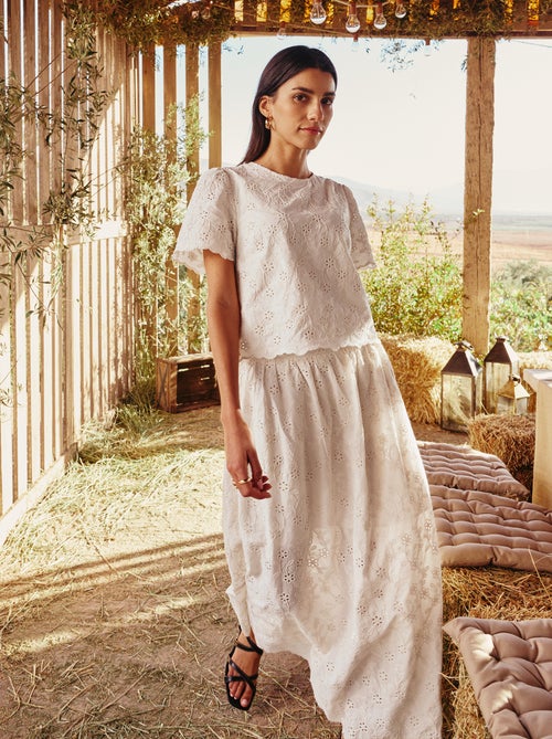 Saia comprida com bordado inglês - Kiabi