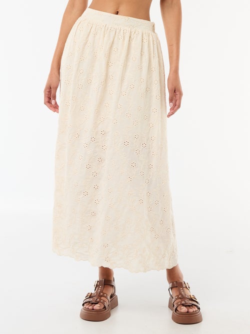 Saia comprida com bordado inglês - Kiabi