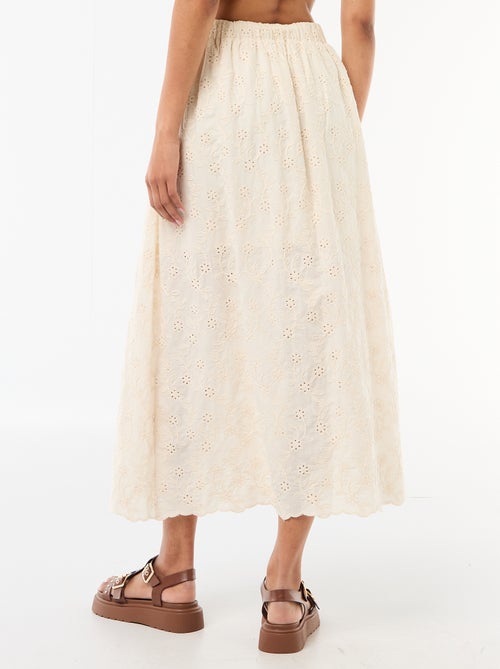 Saia comprida com bordado inglês - Kiabi