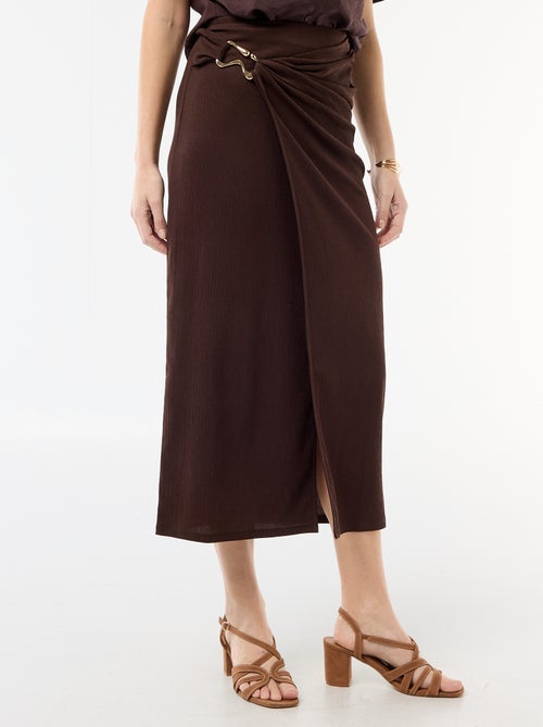 Saia comprida com fivela dourada na cintura - Kiabi