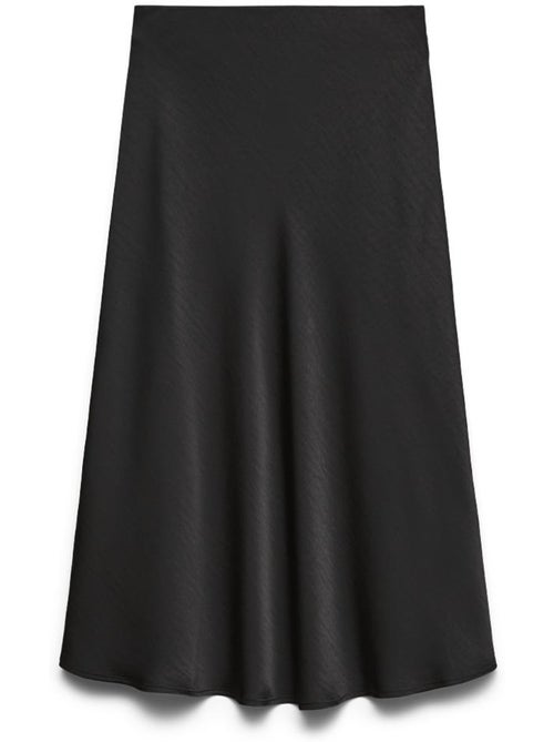 Saia Comprida de Cetim Preta para Mulher Vero Moda Emily - Kiabi Saia Comprida de Cetim Preta para Mulher Vero Moda Emily - Kiabi