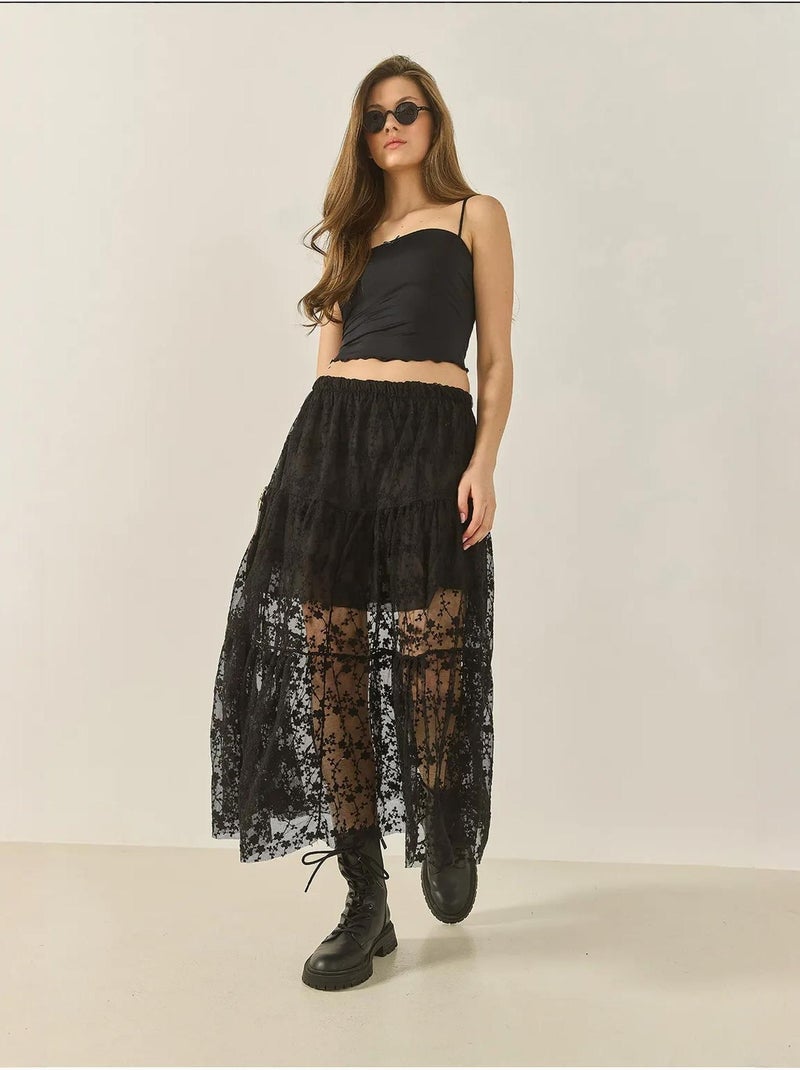 Saia comprida de cintura subida com folhos e renda floral lucci Preto - Kiabi