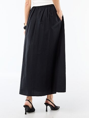 Saia comprida e larga evasê