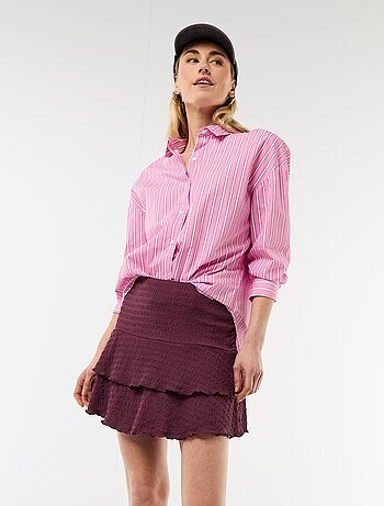 Saia curta com folhos em malha crinckle