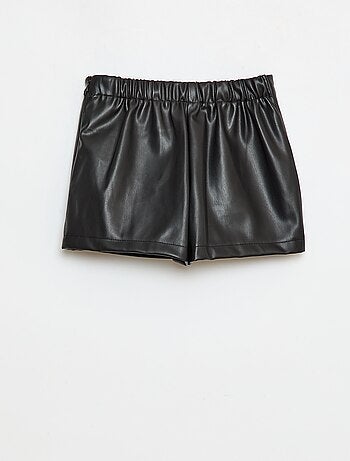 Saia curta em imitação de couro