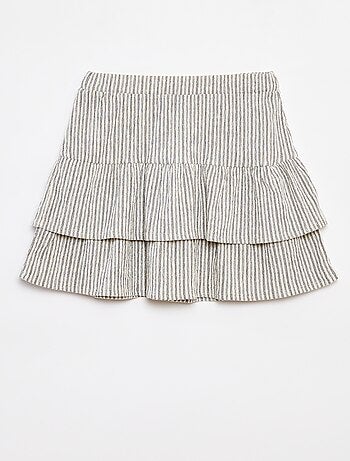 Saia curta estampado e com folhos