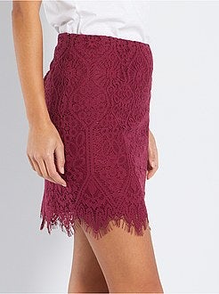 Saia curta tipo renda - Kiabi